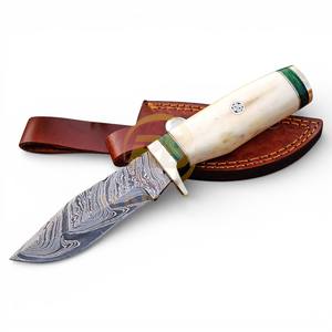 Cuchillo de Hoja Fija de Acero de Damasco en Oferta con Mango de Hueso Natural – Cuchillo de Caza Hecho a Mano Personalizado con Funda de Cuero Premium - Product Image 1