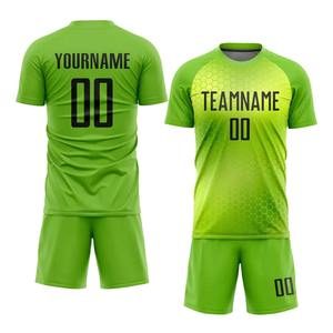 Uniforme de Fútbol Personalizado al por Mayor, Conjunto de Camiseta Verde Neón, Nombre y Número Personalizados, Transpirable, de Secado Rápido - Product Image 1