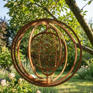 Élégante jardinière murale en fer doré à trois niveaux, porte-plantes d'intérieur, décoration de jardin vertical moderne - Product Image 1