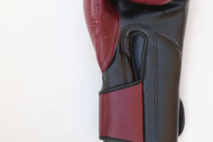 Gants d'entraînement de boxe en cuir véritable de haute qualité, poignées ergonomiques, rembourrage premium, évacuation de l'humidité, respirants, prix usine personnalisé - Product Image 3