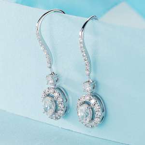 Boucles d'oreilles clous en diamant de laboratoire sur mesure OEM ODM, en argent, certifiées IGI, taille brillant classique, cadeau pour femme pour mariage ou fête - Product Image 1