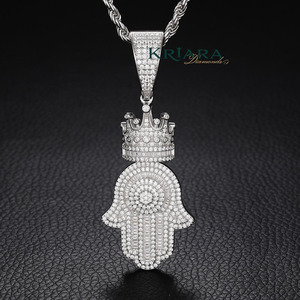 Pendentif main Hamsa Hip Hop en argent 925 avec couronne en moissanite, plaqué or 18 carats et rhodium, unisexe, cadeau de luxe - Product Image 1