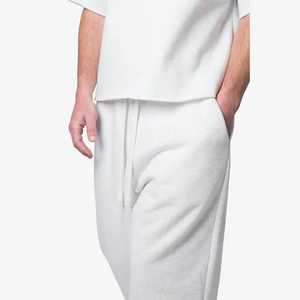Pantalon de survêtement décontracté en toile unie de haute qualité pour homme, coupe ample, avec logo personnalisé, en molleton épais 380g, coupe droite et ourlet ouvert - Product Image 6