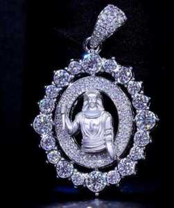 Luxira Jewels - Colgante Religioso de Jesús con Piedras de Moissanita, Plata 925, Amuleto Temático para Uso Diario, Joyería Unisex - Product Image 2