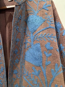 Chaqueta de Terciopelo Bordada Estilo Bohemio, Chaqueta con Bordado Suzani, Chaqueta de Invierno para Mujer, Chaqueta Suzani en Oferta - Product Image 2