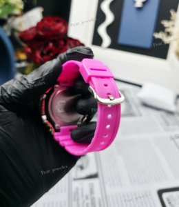 Montre analogique-numérique Bust Down avec lunette en moissanite VVS, bracelet en caoutchouc rose, boîtier rond, cadran pour femme, luxe et mode - Product Image 4