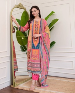 Celebra el Espíritu Festivo con Estilo con el Tradicional Salwar Kameez de FATEMA FASHION para Fiestas y Uso Casual - Product Image 1