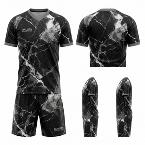 Ensemble de short et maillot de football pour l'entraînement, vêtements de sport athlétiques, uniforme d'équipe personnalisé MALUZA INDUSTRIES - Product Image 1