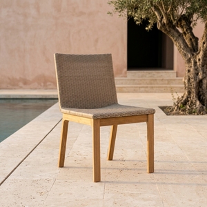 Chaise de salle à manger en teck massif tressé à la main avec corde en oléfine, résistante aux intempéries, pour hôtels et villas de luxe, qualité commerciale US/UE - Product Image 1
