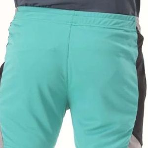 Shorts Turquoise Trail-Lite pour hommes, shorts de sport légers pour l'entraînement, la course à pied et la salle de sport - Product Image 4