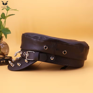 Casquette de club stylée et moderne en similicuir, ajustable, de qualité supérieure, nouvelle tendance, OEM/ODM, par un fournisseur de choix - Product Image 2