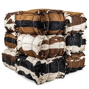 Piel de vaca seca al por mayor para cuero industrial. Piel de vaca seca tratada para mantener la textura natural y la flexibilidad duradera. - Product Image 2