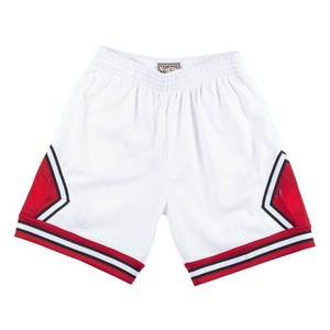 Shorts de basketball pour hommes en polyester tricoté 100% noir uni, taille mi-haute, cordon de serrage, séchage rapide, respirant, imprimé par sublimation - Product Image 3