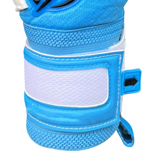 Gants de gardien de but prêts à l'emploi avec paume à haute friction pour une réaction rapide lors du blocage des tirs et un maintien ferme du poignet. - Product Image 5