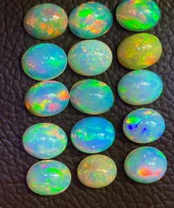 Opale d'Éthiopie naturelle 9x7mm, forme ovale, pierre précieuse en vrac, opale cabochon de haute qualité, gemmes opales à reflets arc-en-ciel, pierre précieuse Welo lisse - Product Image 5