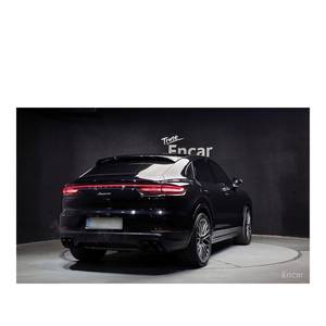 Porsche Cayenne 3.0 Coupé 2024, 42 195 km, Volant à Gauche, Boîte Automatique, Sièges en Cuir avec Caméra Arrière - Product Image 2