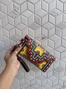 Bolso de mano de cuero repujado estilo occidental, superventas, con diseño de girasol, para mujer, multiusos - Product Image 4