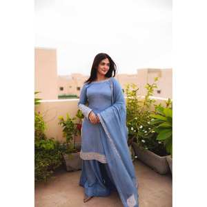 Robe de soirée brodée Designer Party Wear Top-Plazzo et Dupatta - Product Image 6