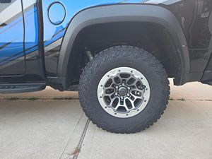 Gran Oferta: Camioneta Usada 2025 Rams 1500 RHO Crew Cab 4x4 Edición Mopar Lista para Envío Mundial - Product Image 2