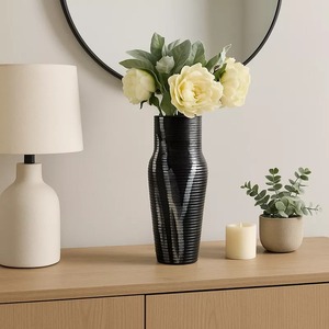 Vase de sol moderne en métal noir tendance, 17 pouces de hauteur, décoration artisanale - Product Image 2