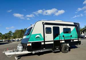 Caravane de camping compacte à prix d'usine, conforme aux normes australiennes, mini-remorque de voyage tout-terrain en forme de larme à vendre - Product Image 5