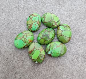 Cabujón de Turquesa Verde Cobre, Gema Ovalada Suelta para Joyería, Manualidades y Coleccionismo - Product Image 6