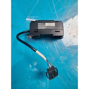 Sensor de Micrómetro Láser KEYENCE LX2-70 Usado Como Está, Piezas de Equipos de Semiconductores Obsoletos - Product Image 6