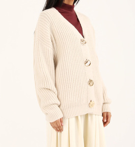 Custom Women's Chic <b>Beige</b> Knitted V-Neck <b>Cardigan</b> with Gold Buttons Luxurious Soft Knit <b>Cardigan</b> Custom Logo Women <b>Cardigan</b> - Product Image 5