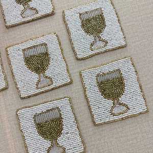 Ensemble de 6 dessous-de-verre perlés : Décoration de table multicolore faite à la main - Product Image 4