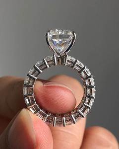 Anillo de Compromiso Unisex de Oro Sólido de 18K con Diamante Cultivado en Laboratorio, Corte Esmeralda, VVS, Banda de Eternidad Completa Radiante, Conjunto de Joyería Fina - Product Image 5