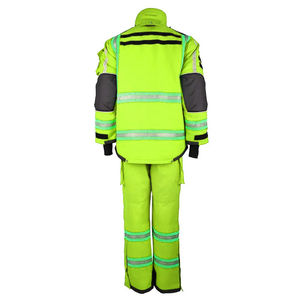 Combinaison de pompier ignifuge et résistante aux produits chimiques avec bandes réfléchissantes pour la lutte contre les incendies et les opérations de sauvetage - Product Image 6
