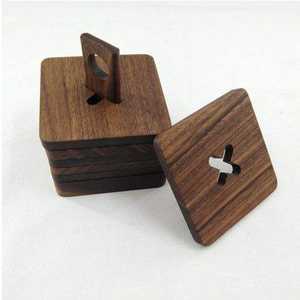 Ensemble de sous-verres carrés en bois de haute qualité avec support, sous-verres en bois d'acacia en gros pour table basse, cuisine, décoration de la maison - Product Image 1