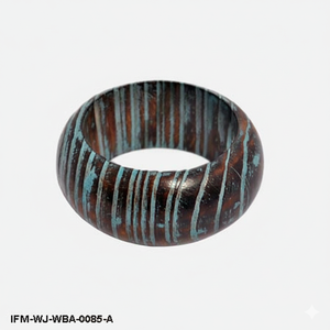 Brazalete de Madera Hecho a Mano con Incrustaciones de Círculos Concéntricos de Turquesa Desgastada, Joyería de Estilo Bohemio Antiguo - Product Image 2