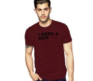 Camiseta amarilla de manga corta para hombre con estampado de "I Need A Hug", corte regular, cuello redondo, informal, de algodón. - Product Image 4