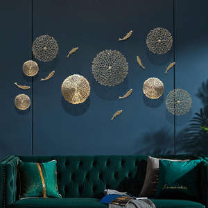 Décoration murale artisanale en laiton et alliage d'étain, motif feuille de lotus en cuivre, forme coralline dorée ronde, à suspendre - Product Image 4