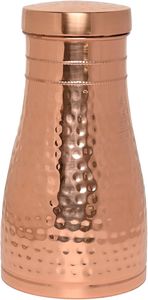 Botella de cobre de estilo minimalista que ofrece un aspecto visual refinado con un acabado premium para las necesidades de hidratación modernas. - Product Image 6