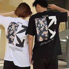 Camiseta negra de estilo urbano para hombre - Camiseta con gráfico de flechas florales estilo Daisy - Product Image 4