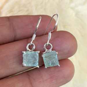 Pendientes de Aguamarina Natural Hechos a Mano, Plata de Ley 925, Gema Azul Natural - Product Image 2