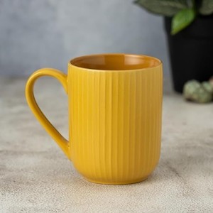 Mug à café en céramique jaune côtelé de qualité supérieure, finition brillante, design durable, poignée confortable, parfait pour le thé, le café, la maison, le bureau - Product Image 1