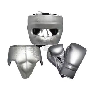 Ensembles de boxe en cuir véritable avec logo personnalisé, gants d'entraînement et de sparring, protège-tête et protège-glandes - Product Image 1