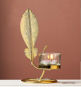 Porte-bougie unique en forme de ruban doré avec une finition métallique élégante pour la décoration. Disponible aux prix de gros. - Product Image 6