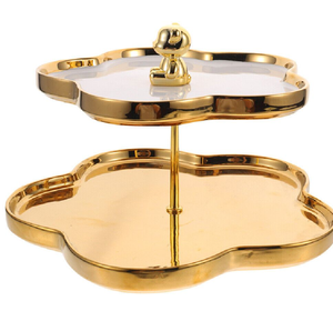 Présentoir à 2 niveaux en forme de branche dorée avec oiseaux et assiettes blanches ajoute une touche rustique à toute fête. Disponible à prix de gros. - Product Image 5