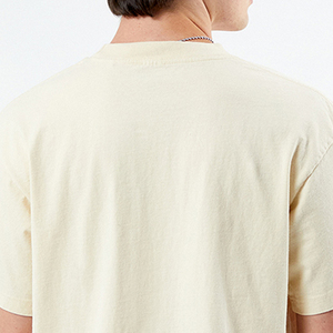 Camisetas de Hombre 100% Algodón, Tejido Worsted de 240 Gramos, Estampado en Serigrafía, Diseño Vintage con Letras, Corte Holgado y Transpirable - Product Image 6