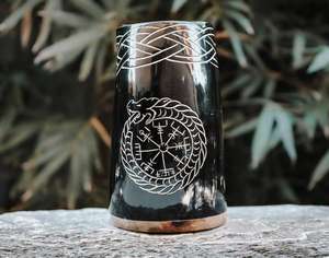 Taza de cuerno de búfalo hecha a mano, forma natural, tallada con temática animal, arte coleccionable, artesanía buraq - Product Image 6