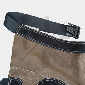 Delantal de Herrador de Caballos de Lujo Personalizable de Alta Calidad con Cierre de Hebilla, 100% Cuero Genuino, para Recortar Pezuñas, Tipo Chaps Completos - Product Image 5