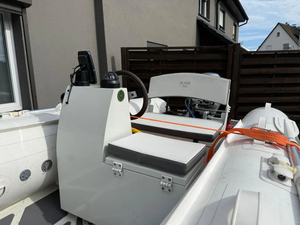 Z-A-R m-i-n-i 12 boat - Product Image 5