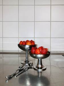 Best Price Modern Polished Metal Footed Bowls Set Silver Stemmed Dessert Serving <b>Dishes</b> For <b>Ice</b> <b>Cream</b> - Product Image 1
