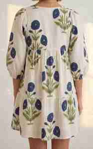 Vestido Mini de Verano con Estampado Floral Azul, Estilo Bohemio, con Dobladillo Acampanado, de Algodón Transpirable y Ecológico, Hecho a Mano - Product Image 2