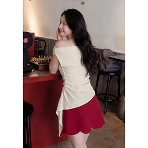 Mini-jupe trapèze rouge pour femme avec ourlet festonné, taille élastique, style doux, couleur unie, tissu tissé THETIS - Product Image 3