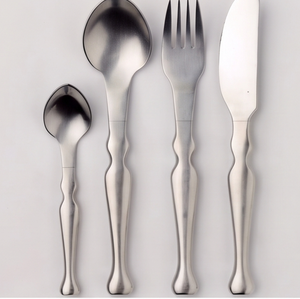 Ensemble de couverts en acier inoxydable au design élégant Ustensiles de salle à manger de qualité supérieure Ensemble de couverts pour aliments de table pour hôtel et restaurant - Product Image 1